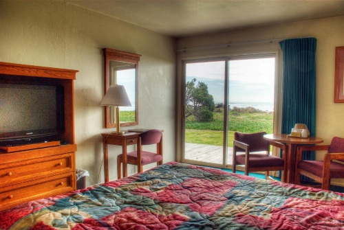 Crescent Beach Motel image 14
