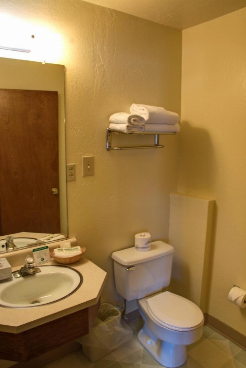 Crescent Beach Motel image 16