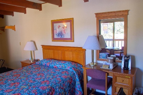 Crescent Beach Motel image 21