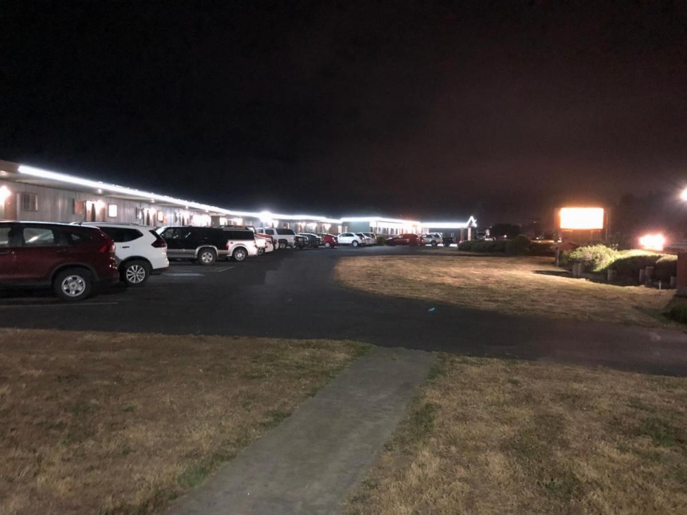 Crescent Beach Motel Image 30