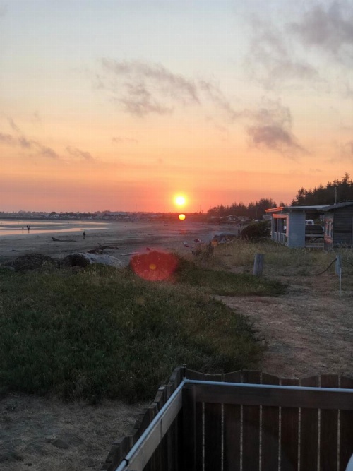 Crescent Beach Motel image 32