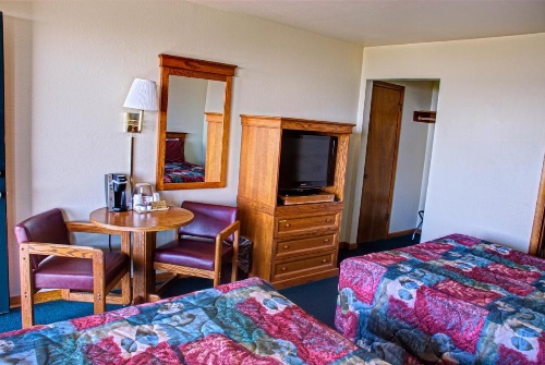 Crescent Beach Motel image 6