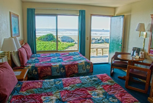 Crescent Beach Motel image 8